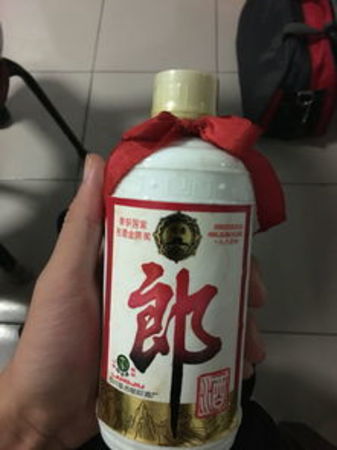 儲存三年的酒什么價(酒放三年)