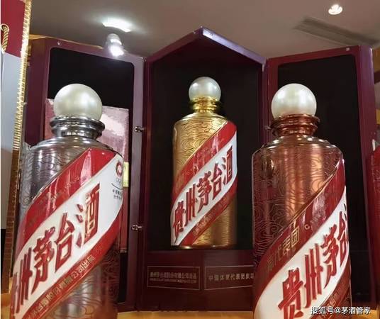 貴州茅臺鎮(zhèn)30年典藏年年有余(貴州茅臺鎮(zhèn)年年有余酒30典藏)