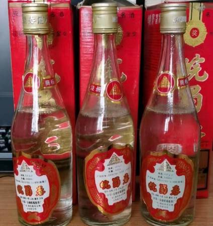 皖蜀春白酒價(jià)格12年(徽商12年白酒價(jià)格)