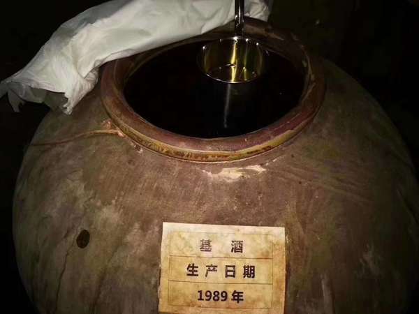 封壇年份酒1910多少錢(封壇年份酒多少錢一瓶)