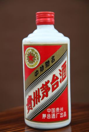 87年茅臺(tái)酒圖片大全(87年的茅臺(tái)酒圖片大全)