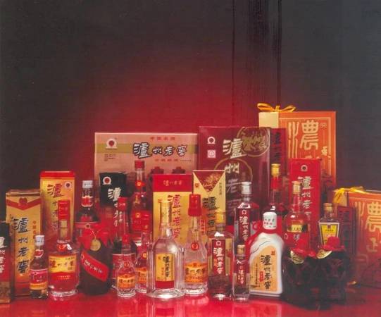 95年瀘州老窖老酒價(jià)格及圖片(95年的瀘州老窖窖酒價(jià)格)