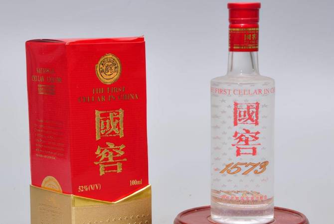 濃香型白酒放多久最好喝(濃香型白酒保存多久最好喝)