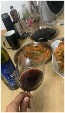 紅酒搭配什么食物最好,高酸食物搭配什么酒