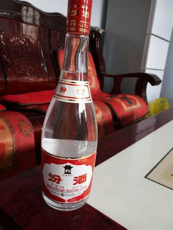 西鳳跟汾酒哪個(gè)好喝,汾酒和西鳳酒哪個(gè)好喝