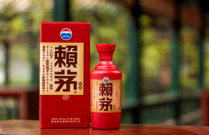 1986年賴茅醬香型價格(1986年的老賴茅酒價格)