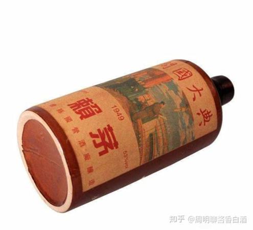 茅臺(tái)和賴茅酒哪個(gè)好,品鑒3款區(qū)間在300~500元的醬酒