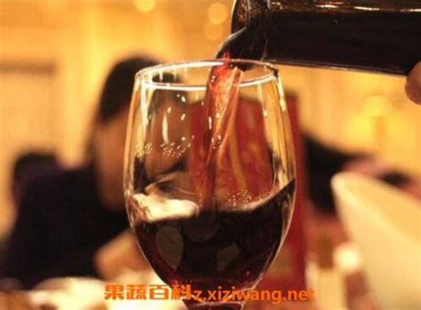 紅酒有什么好處和壞處,經(jīng)常喝點(diǎn)紅酒有什么好處