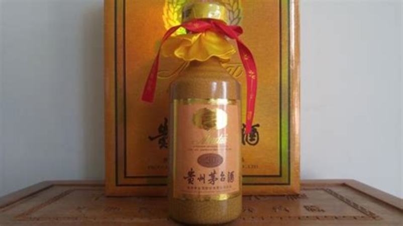 茅臺(tái)酒怎么查年限,怎么看茅臺(tái)酒多少錢